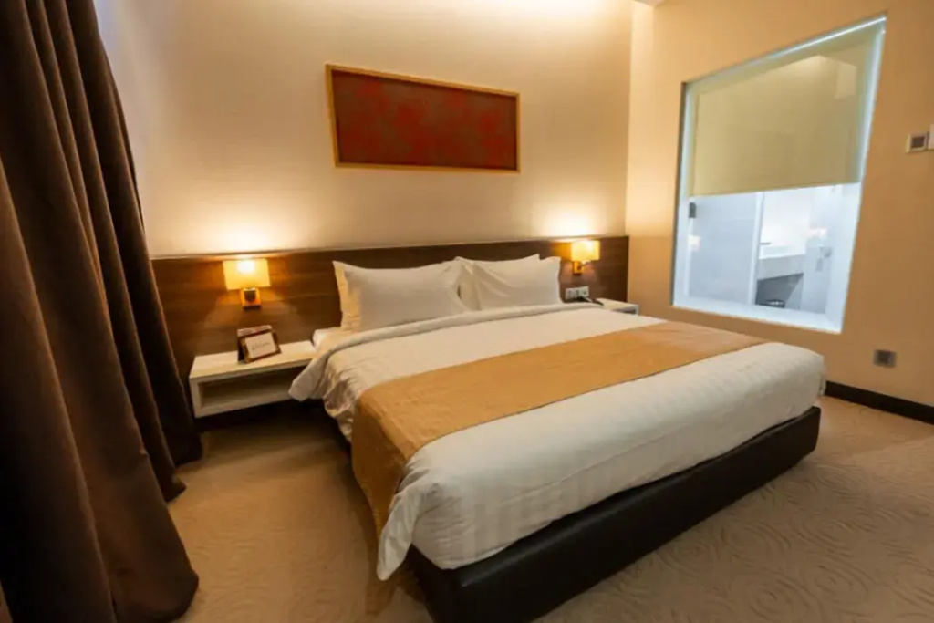 Hotel photo 12