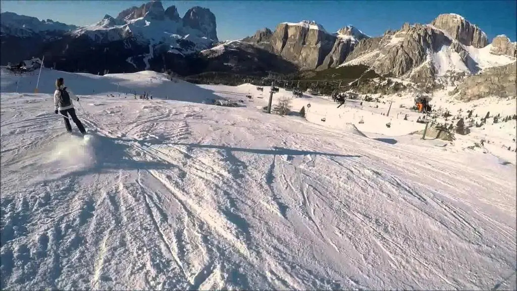 MANSARDA MARMOLADA sui campi da sci