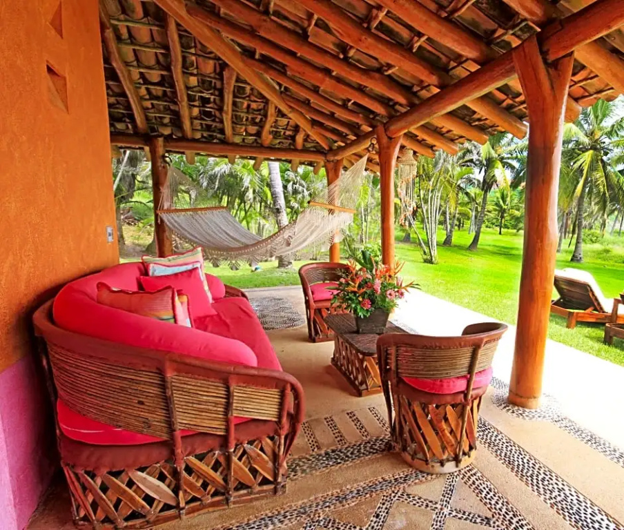 Deluxe Suite beachfront