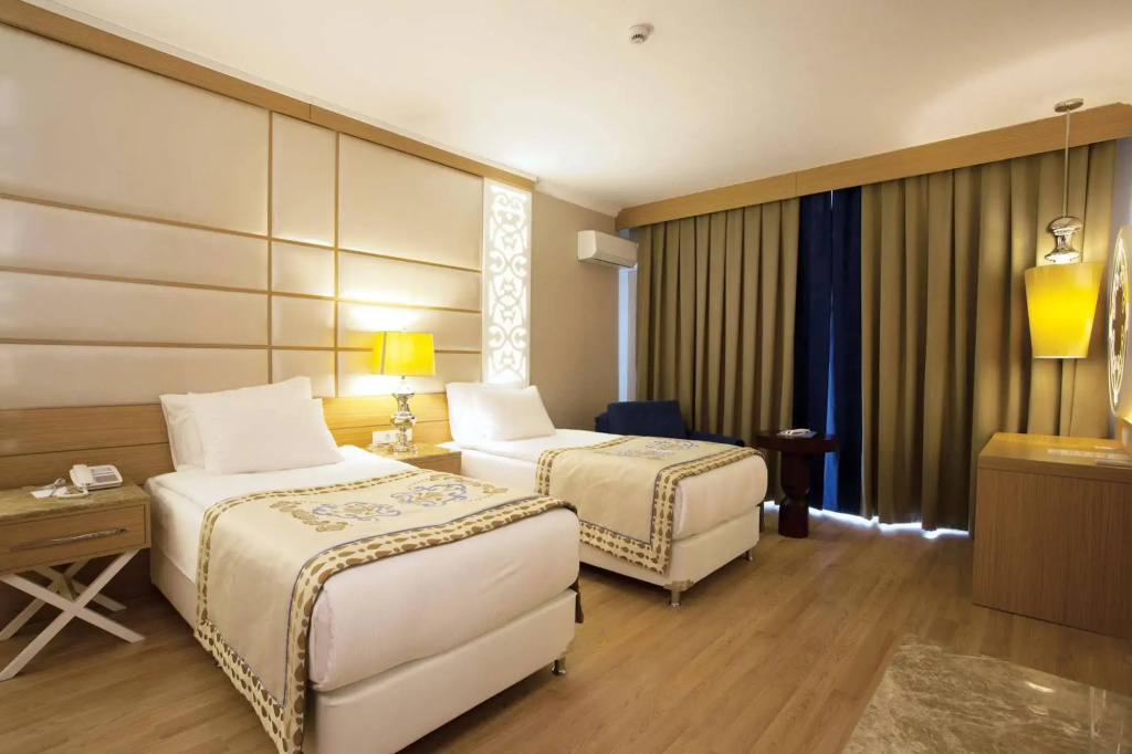 Quattro Beach Spa & Resort Hotel - Général