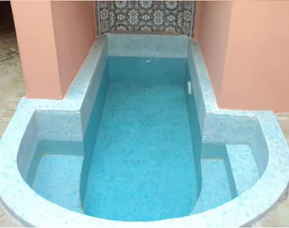 Standard Double room with balcony (full double bed)