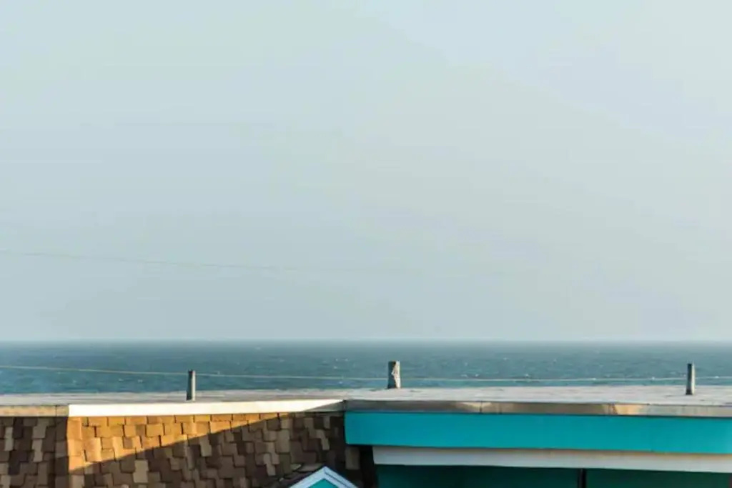 Beach & Waterfront