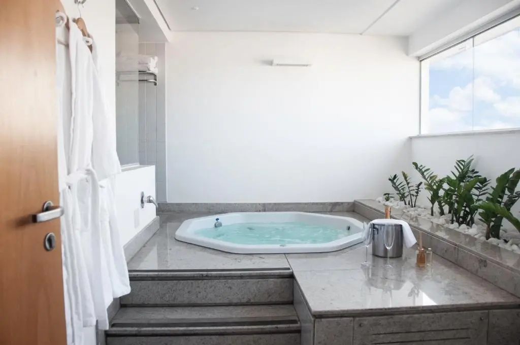 H2 Platinum Lourdes - Chambres