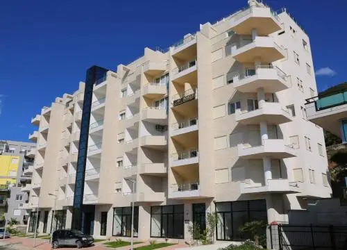 Nomelia Residence Hotel