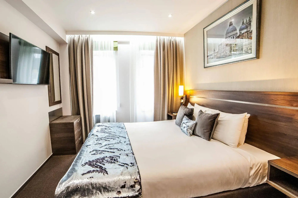 Hampton Suites Serviced Apartments — фото