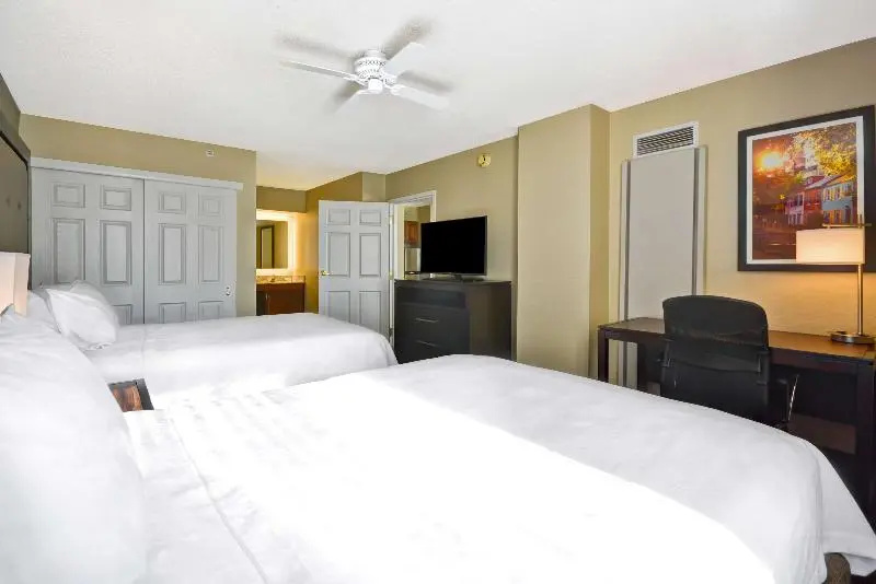Homewood Suites by Hilton Dulles Int'l Airport - Chambres