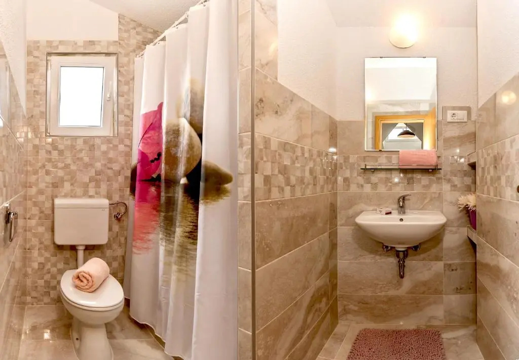 Beach Resort Apartments Bucina - Chambres