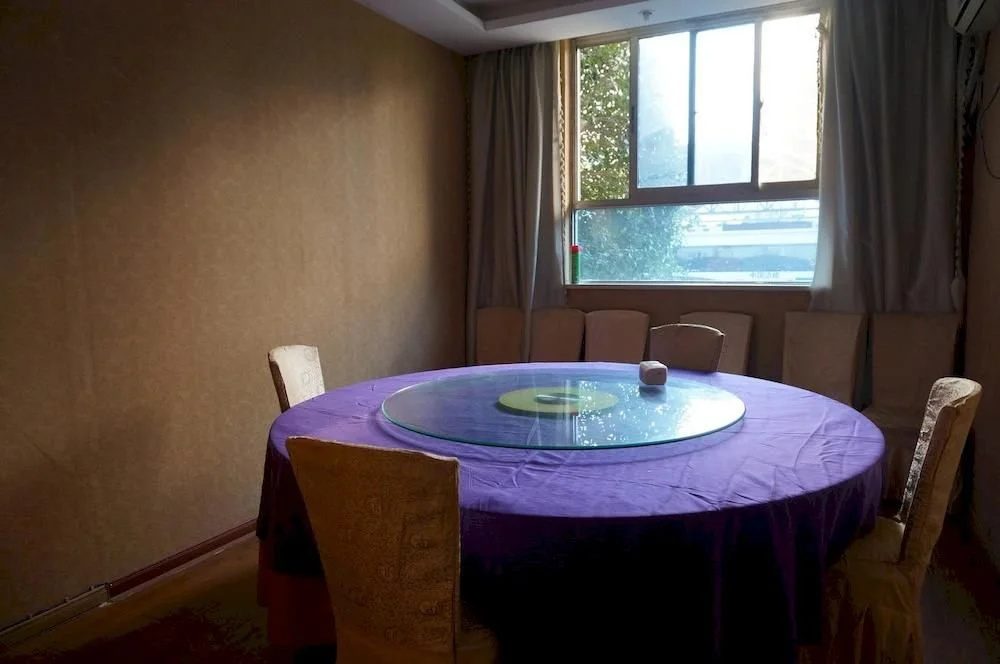 Nanjing Lukou Bianfang Hotel
