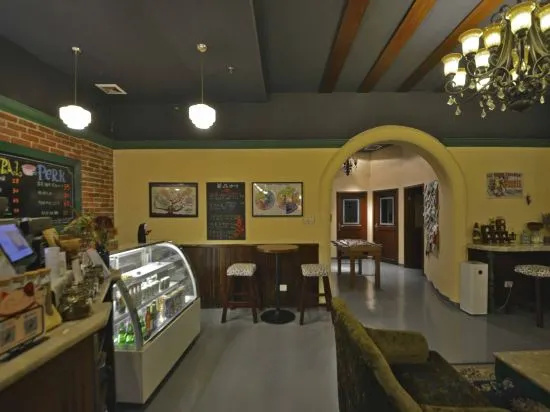 Food & Beverage