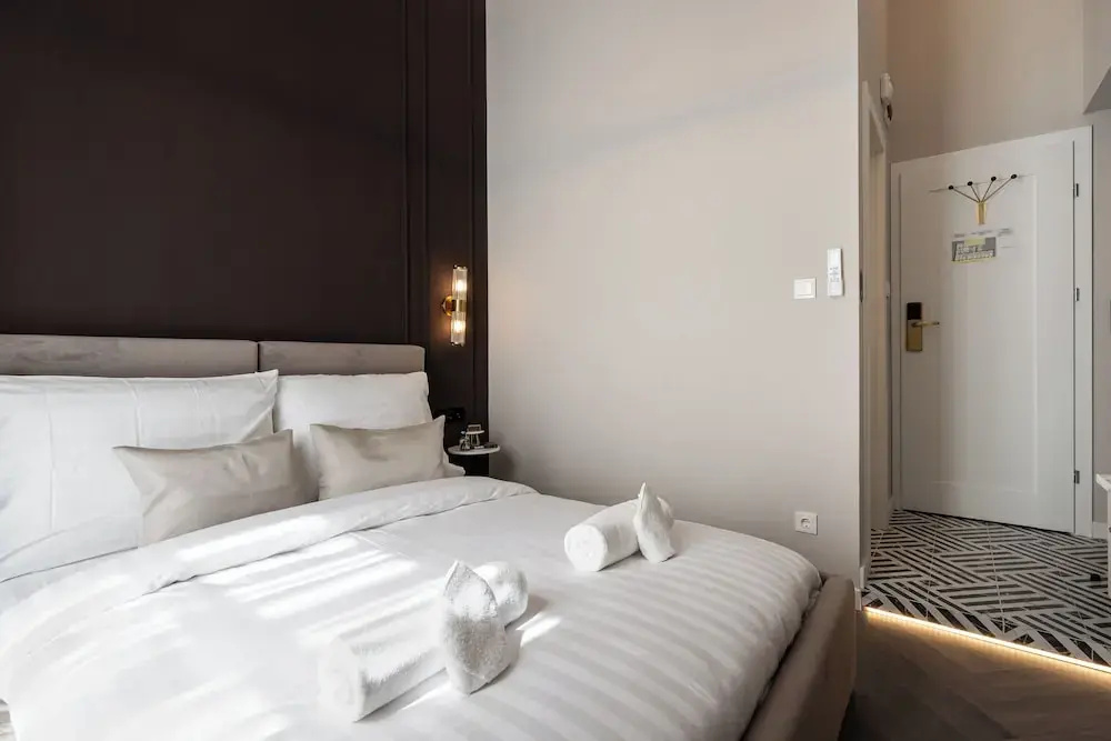 Timeless Boutique Suites by BQA — фото