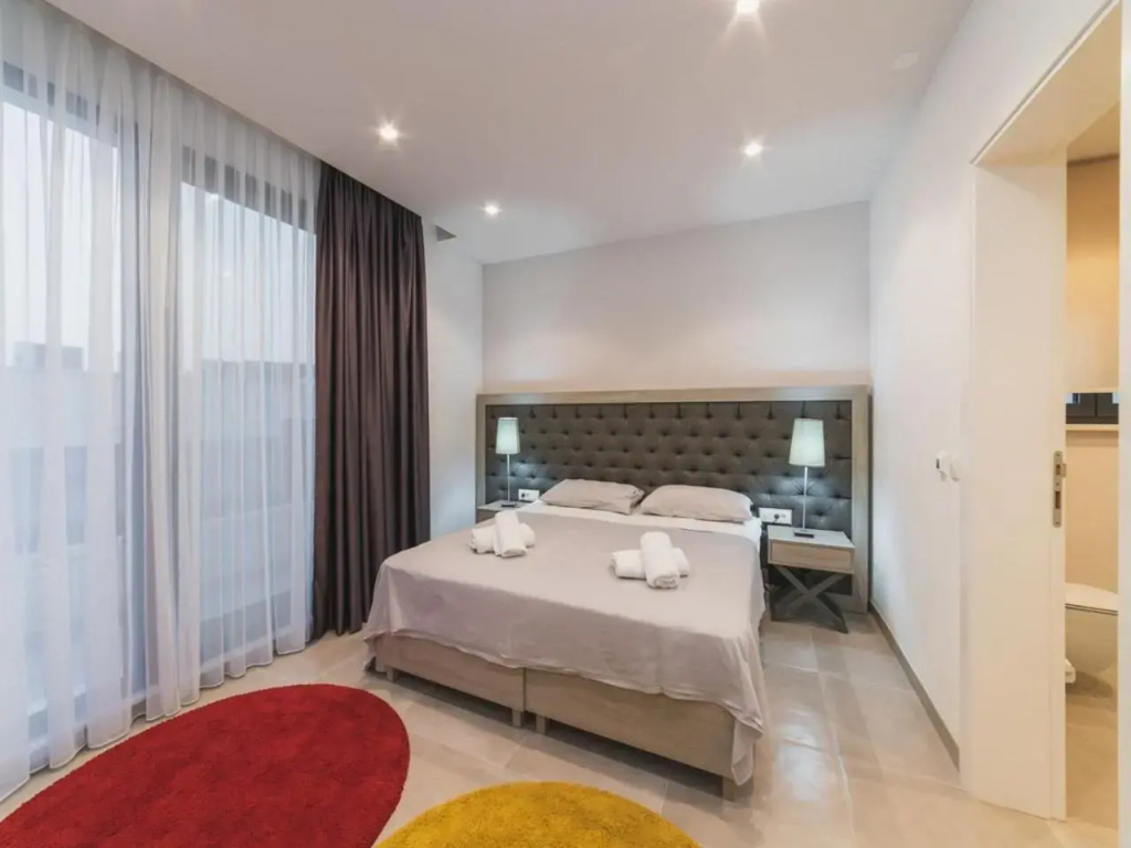 Luxury Villa Trogir 3 with private pool, jacuzzi and gym by the beach on Ciovo - Okrug Donji - фото 5