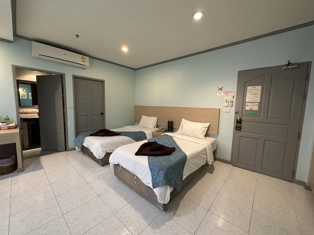 Thipurai City Hotel - Chambres