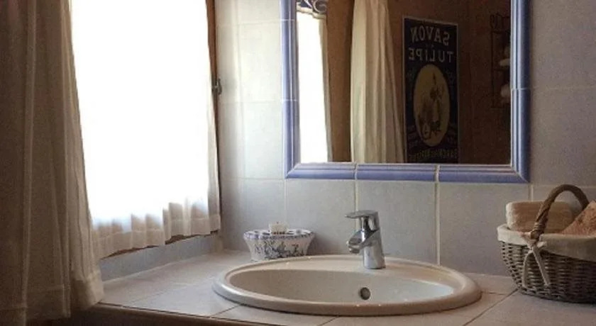 Afficher la photo 8 — Chambre dHtes de Charme Le Bartas