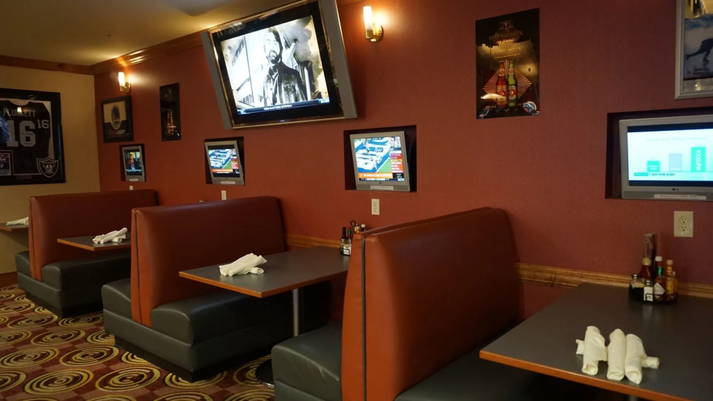 Holiday Inn & Suites Oakland Airport by IHG - Général