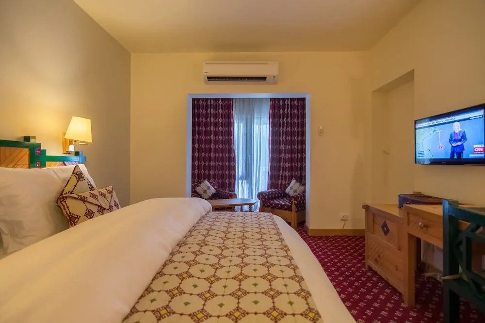 Gilgit Serena Hotel - Chambres