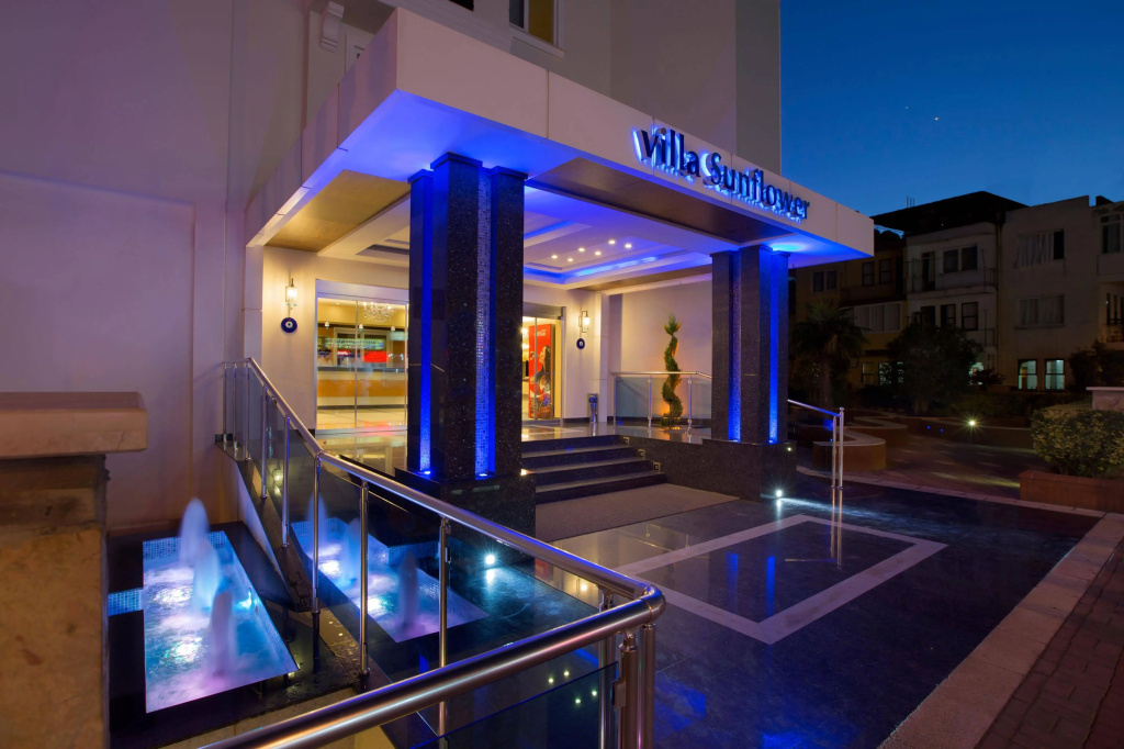 Villa Sunflower Hotel — фото