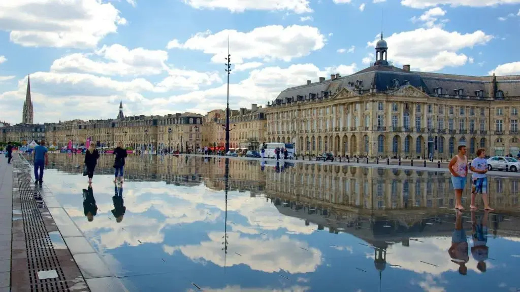Voir la photo 1 — Chambres Elegance – Parc Bordelais