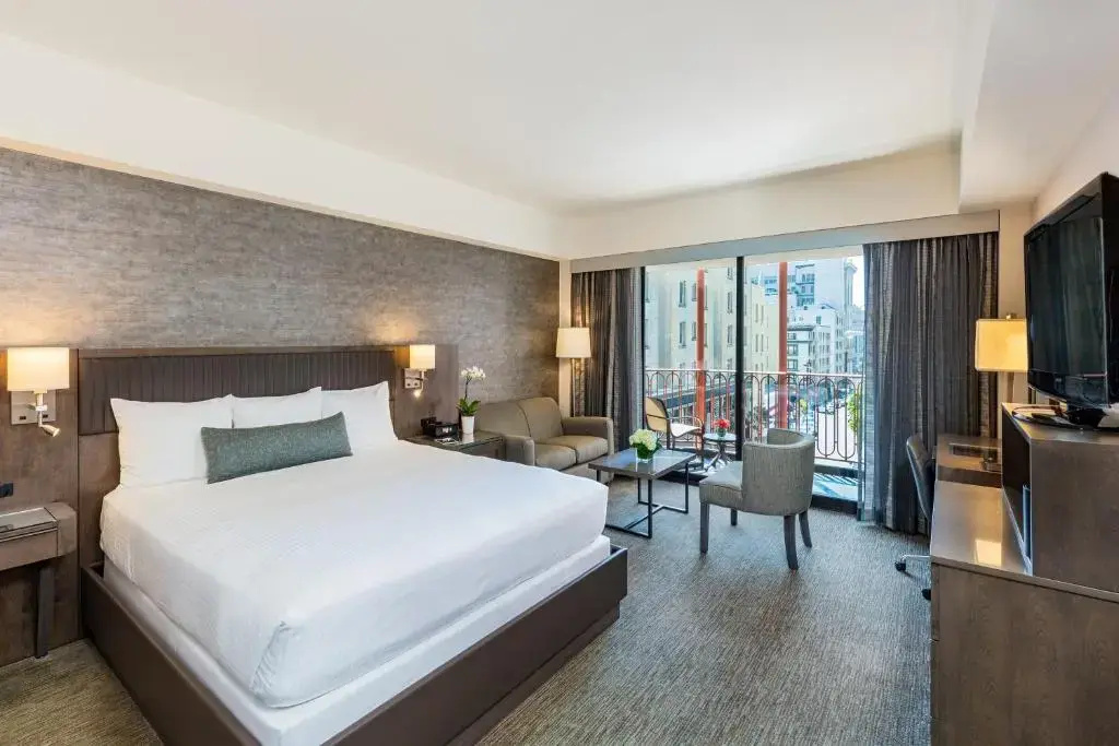 Premier Double room (full double bed)