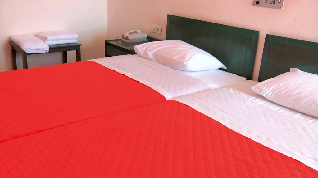 Evelyn Beach Hotel — 4
