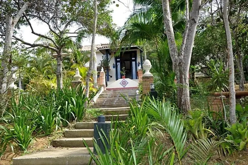 Ferradura Parque Pousada