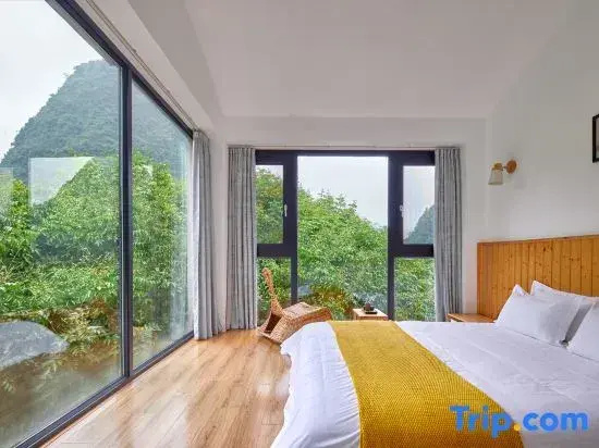 Standard Double room with mountain view (full double bed)