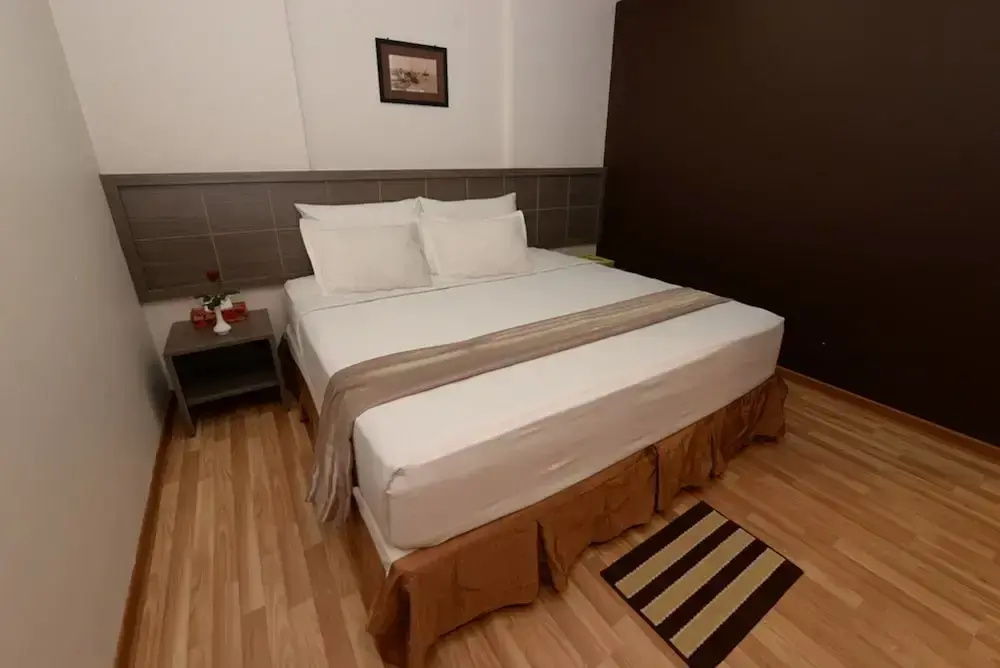Min Nandar Garden Hotel - Chambres