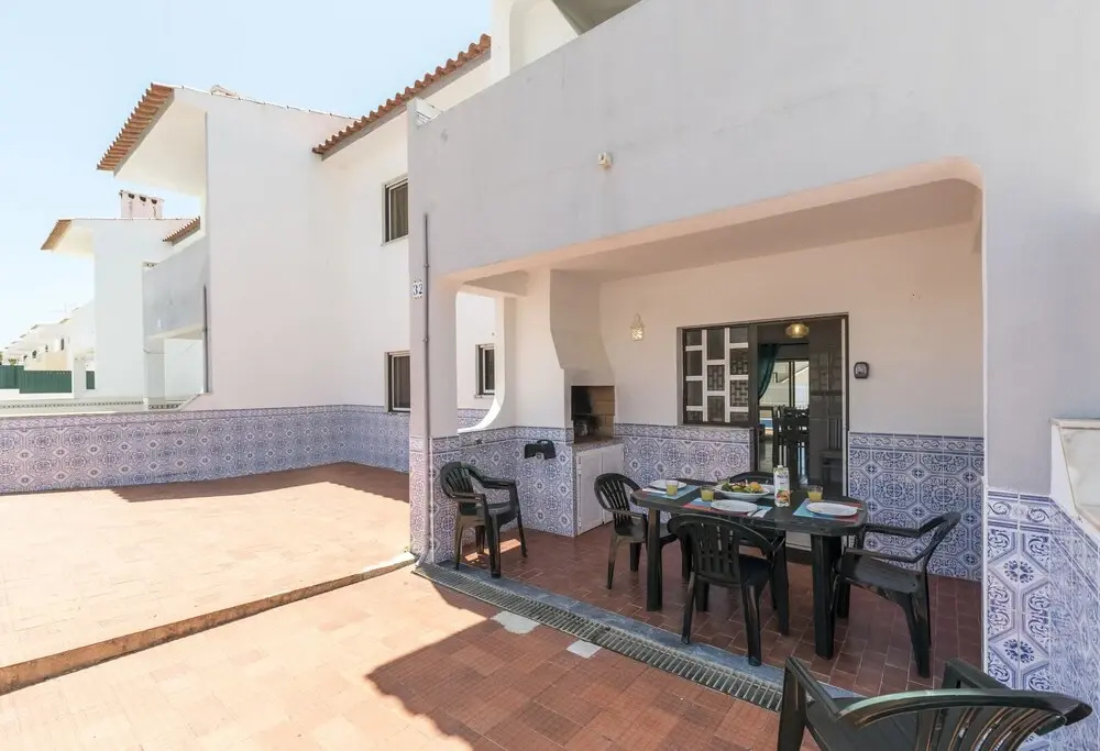 4 Bedrooms Villa with city view