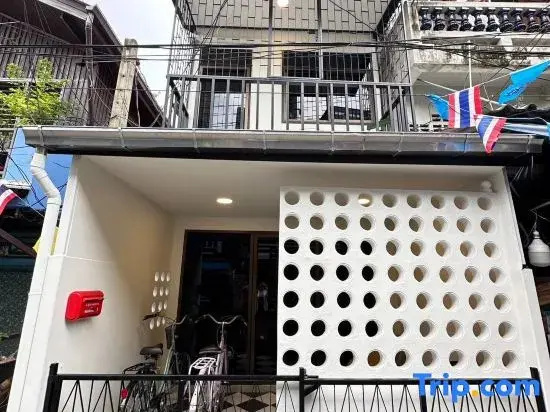 Twenty-one Bkk House