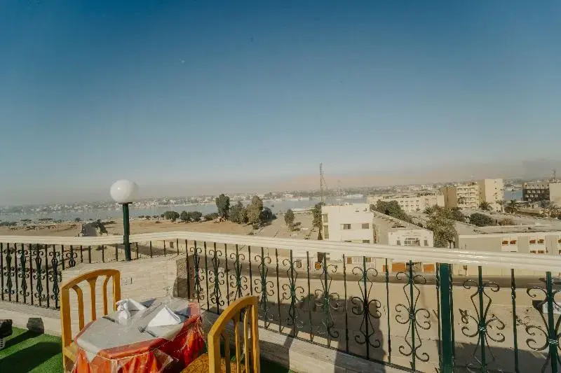 Queens Valley Hotel, Restaurants, Bars and Spa Luxor - Général