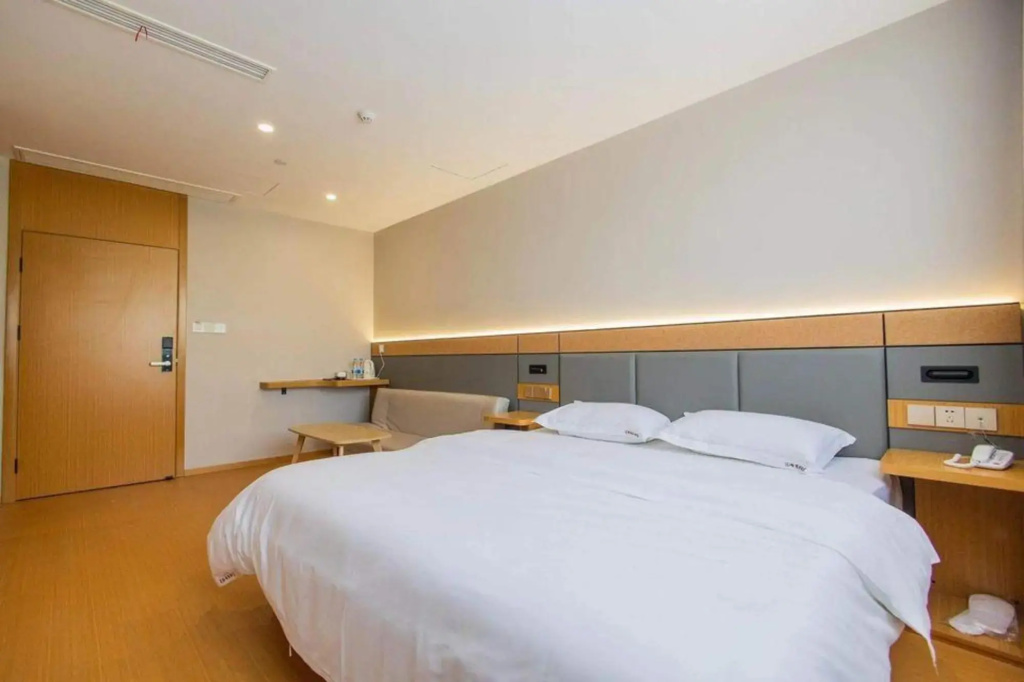 Huifeng Business Hotel