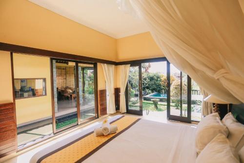 gallery_image_hidden_30