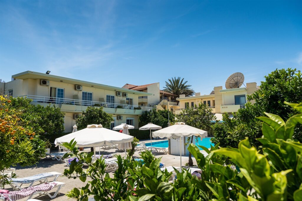 Ilyssion Holidays Hotel 2 *