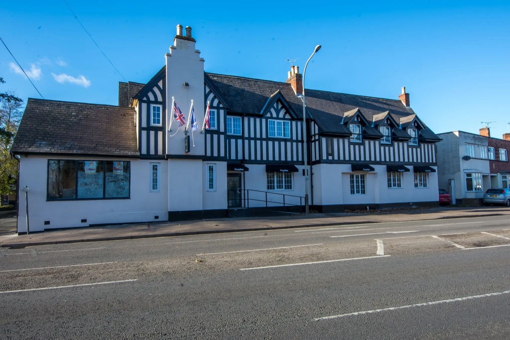Abbey Hotel by Trivelles