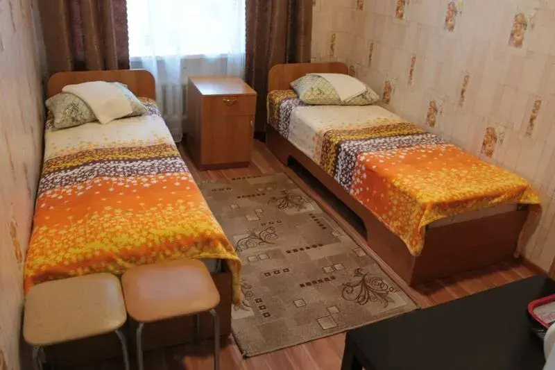 Economy room