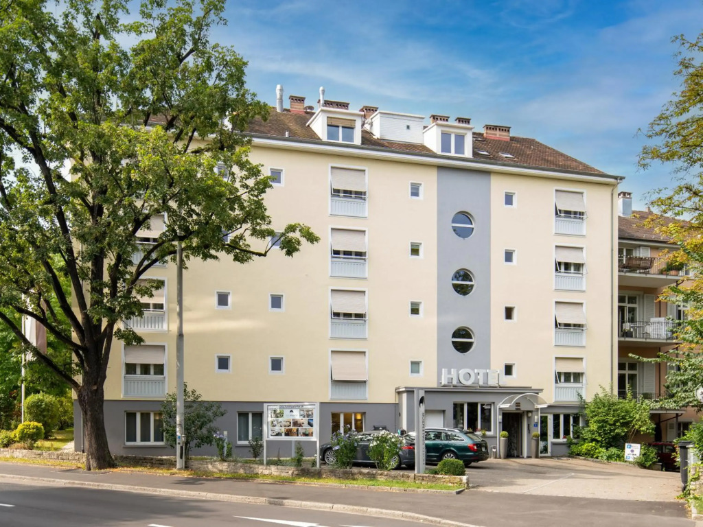 Hotel Spalentor Basel by null
