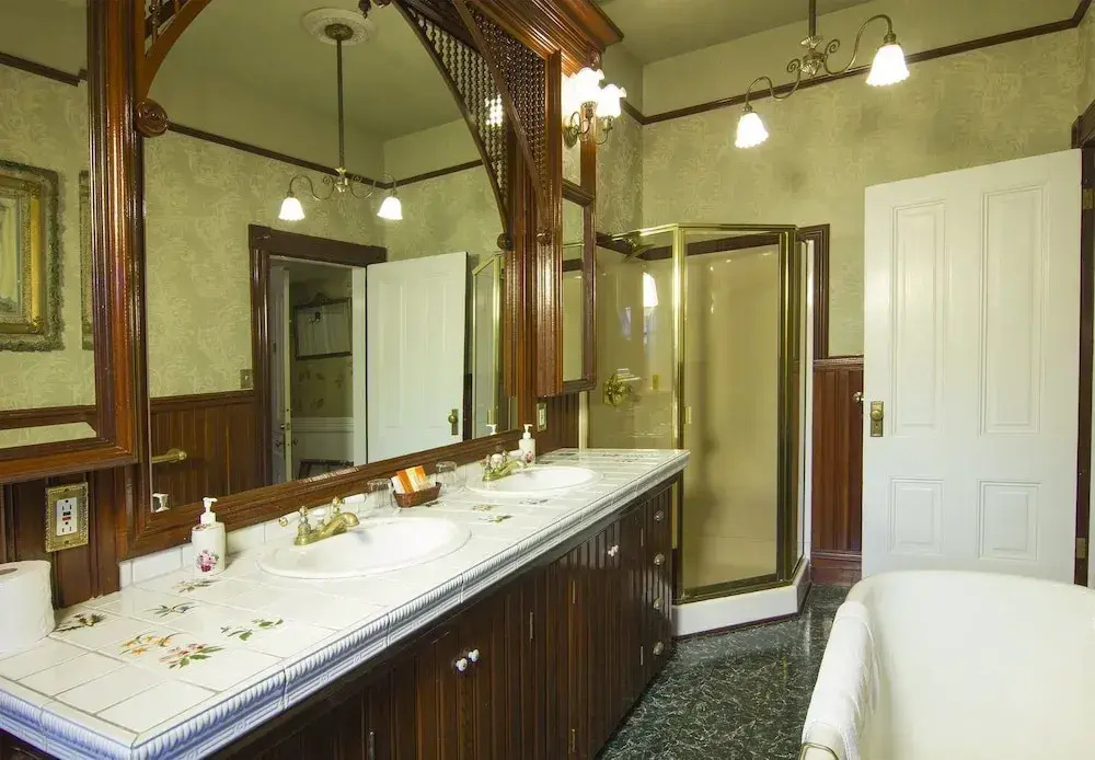 Standard Double room with garden view (full double bed)