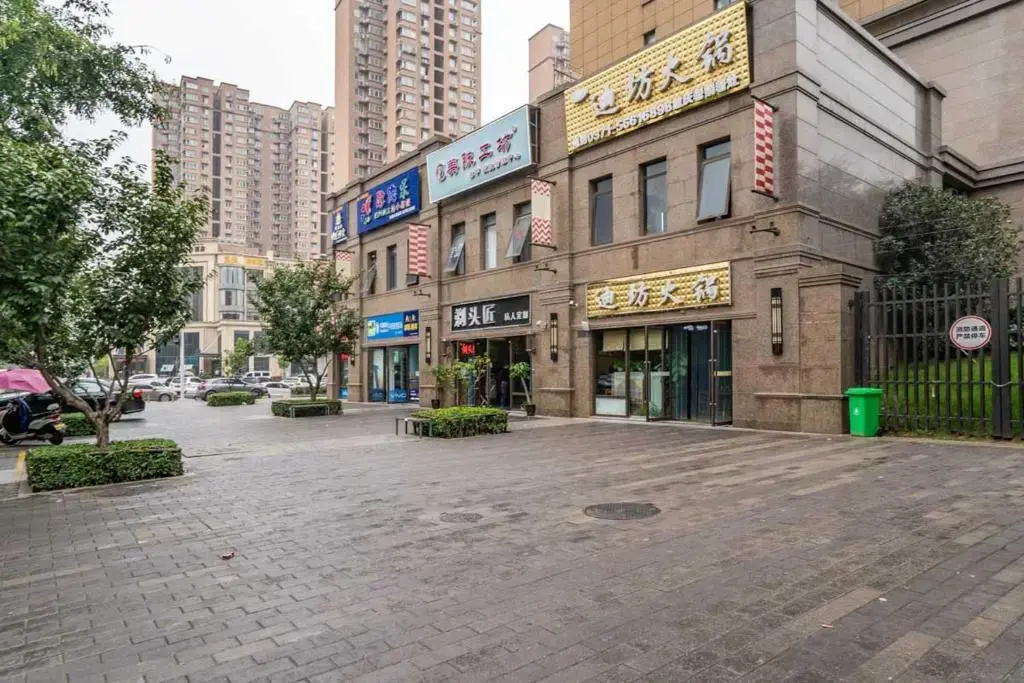Zhengzhou Jinshui·Province Sport Centre· Locals Apartment 00172870
