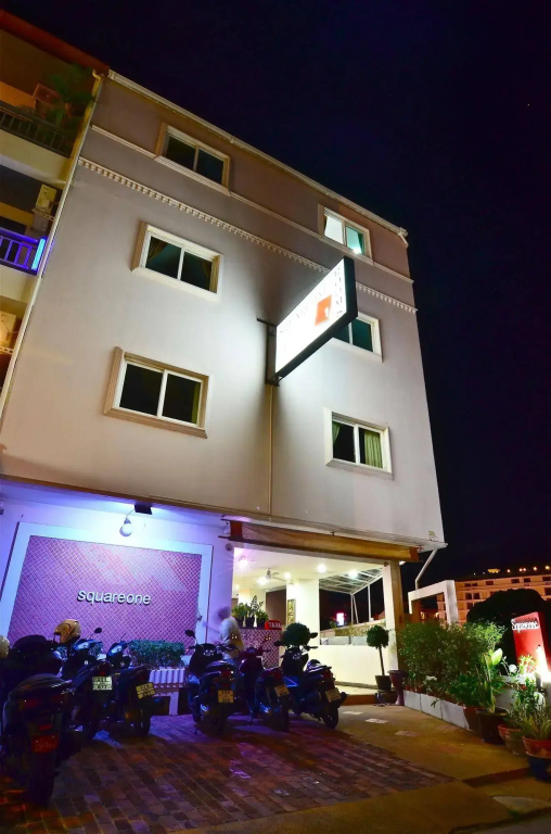Square One Hotel Patong