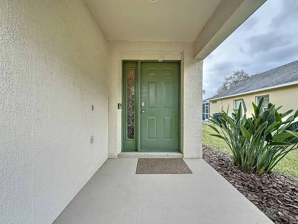 South Facing Golf Course Villa, Updates Throughout!