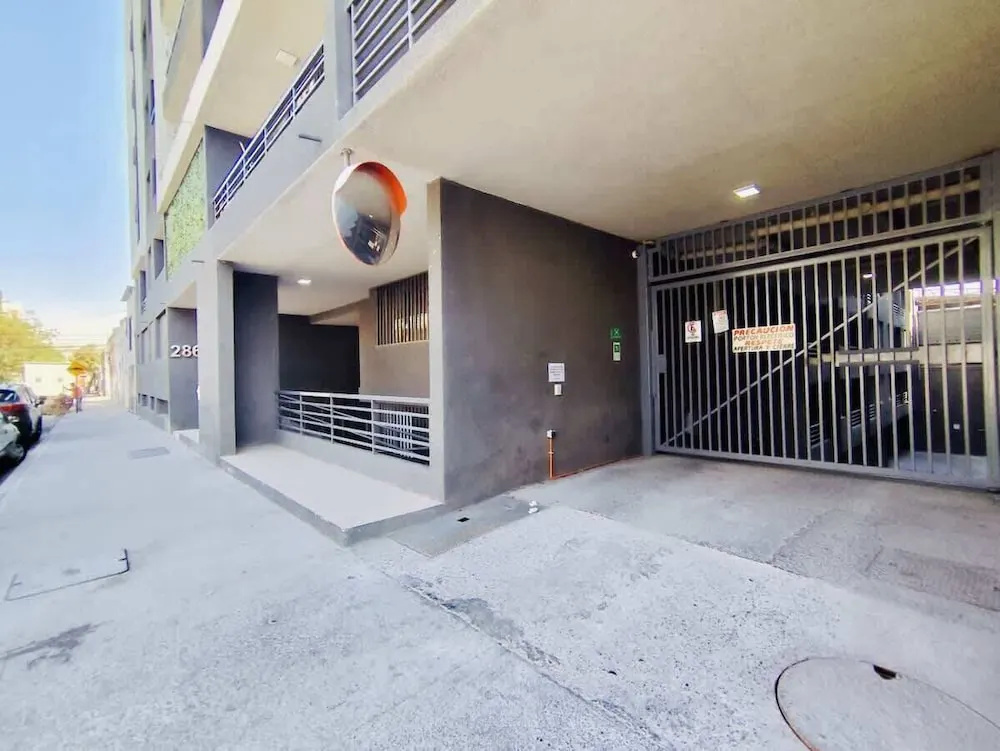 Urbano Esperanza Plaza Yungay Laundry Park Pet