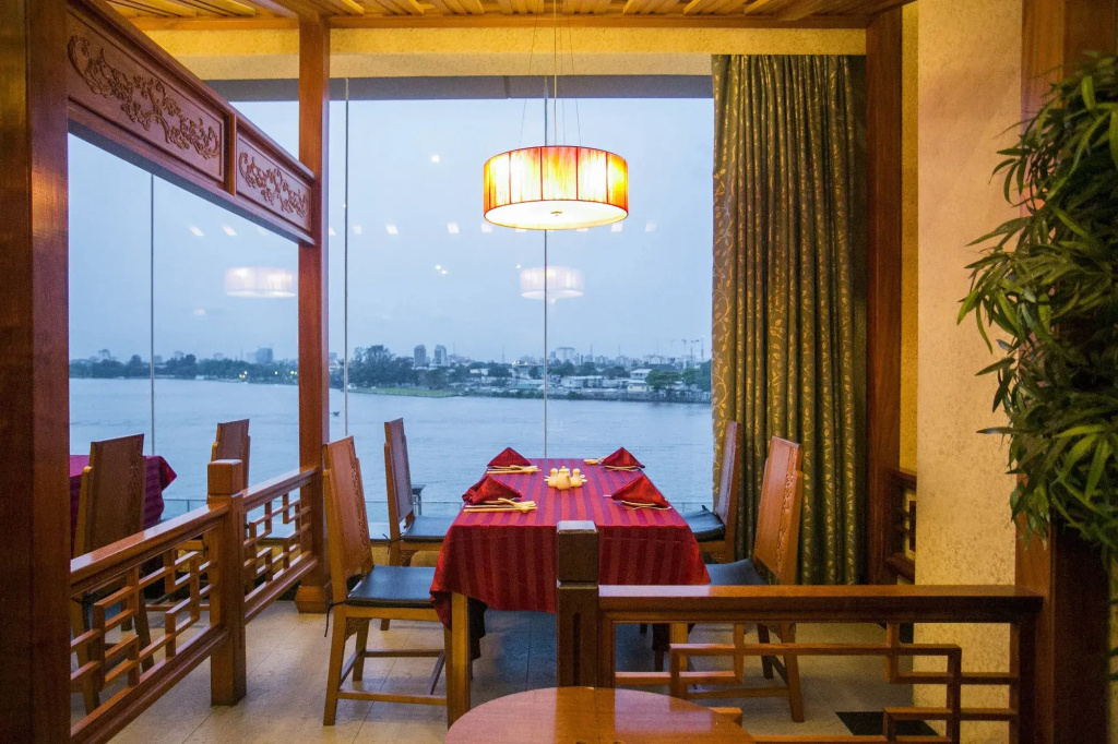 Lagos Oriental Hotel - 3