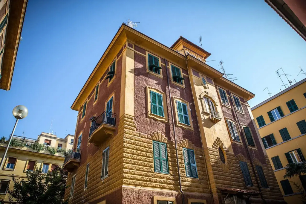 Standard Double room with balcony (full double bed)