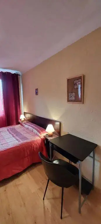 Economy room