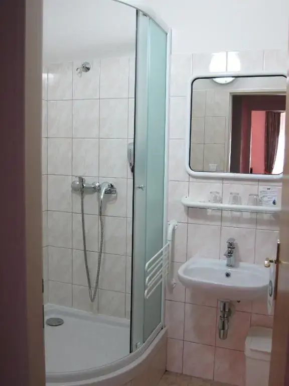 Hotel Omega - Chambres