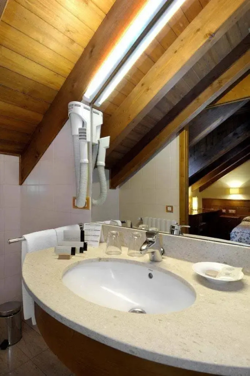 Hotel photo 30