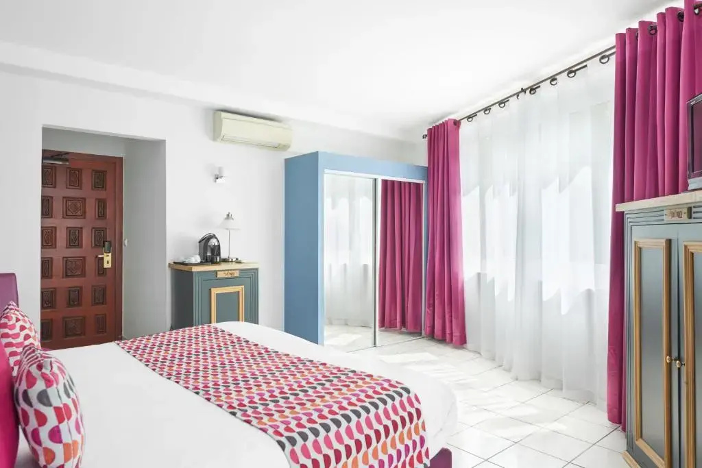 Privilege room