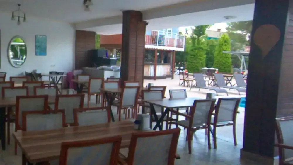 Hotel photo 12