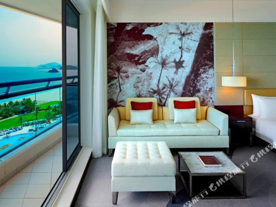 Le Meridien Al Aqah Beach Resort