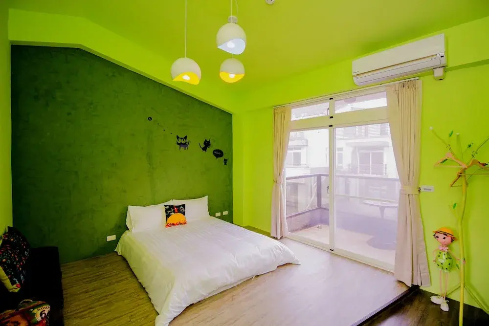 Deluxe Double room with balcony (full double bed)