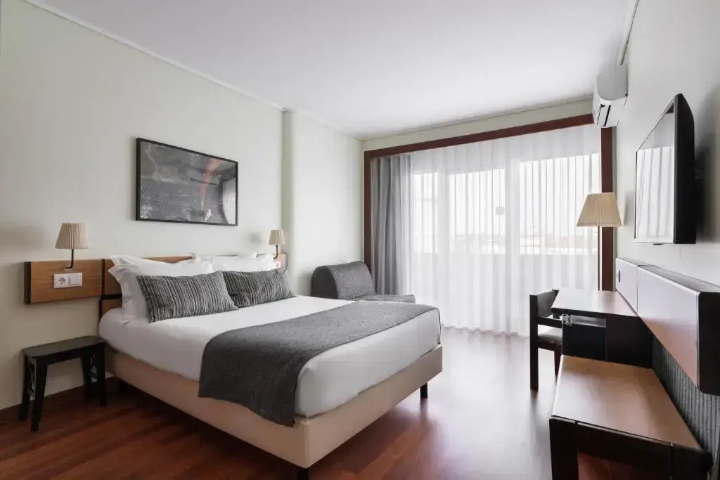 Standard Family room with city view